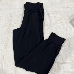 Lululemon size 2 joggers
